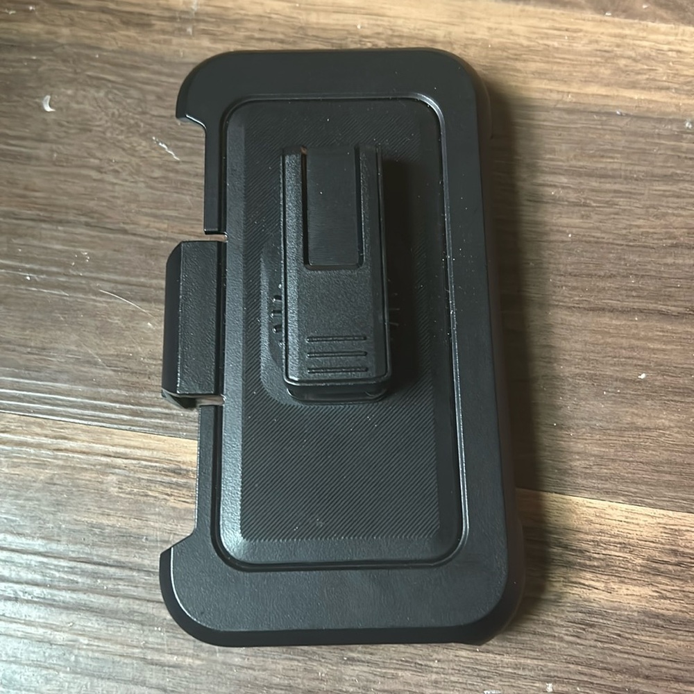 iPhone 11 clip case.